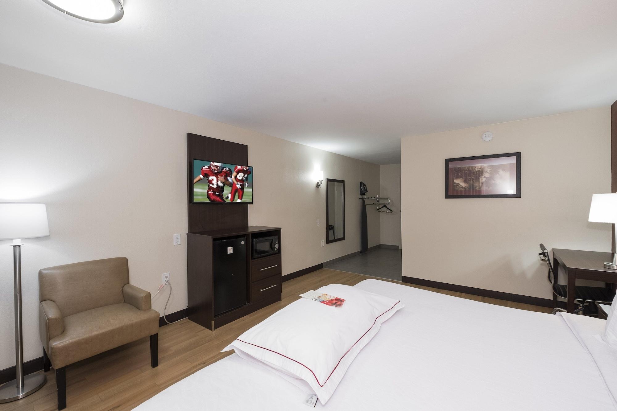 Red Roof Inn Plus+ Πουκίπσι Εξωτερικό φωτογραφία