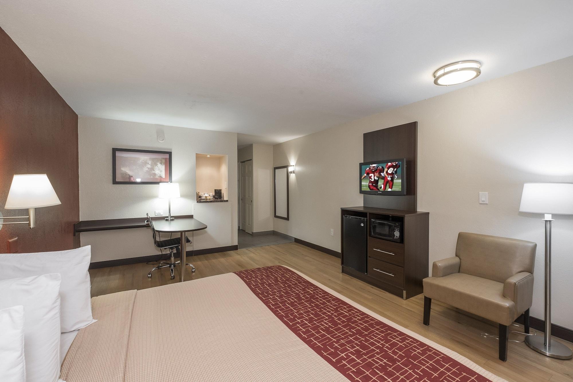 Red Roof Inn Plus+ Πουκίπσι Εξωτερικό φωτογραφία